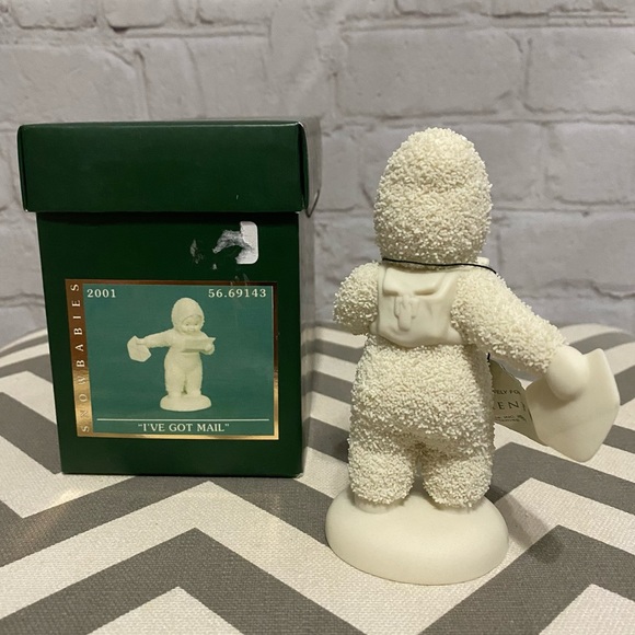 Snowbabies "I've Got Mail" 2001 Porcelain Figurine Department56 - Picture 2 of 7